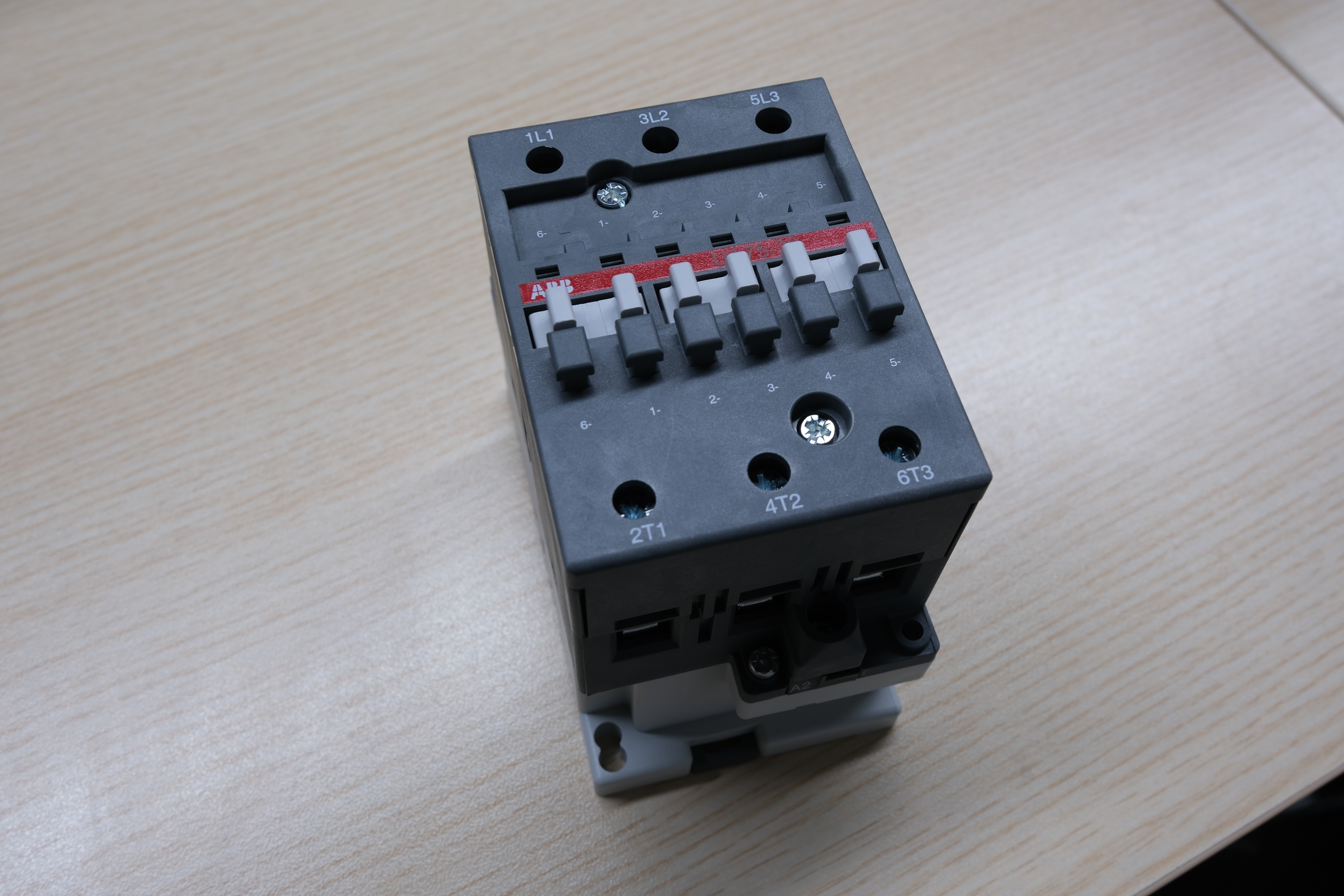 Lütfen tam model UA75-30-00 onaylayın * 220V-230 V50Hz/230V-240V60Hz