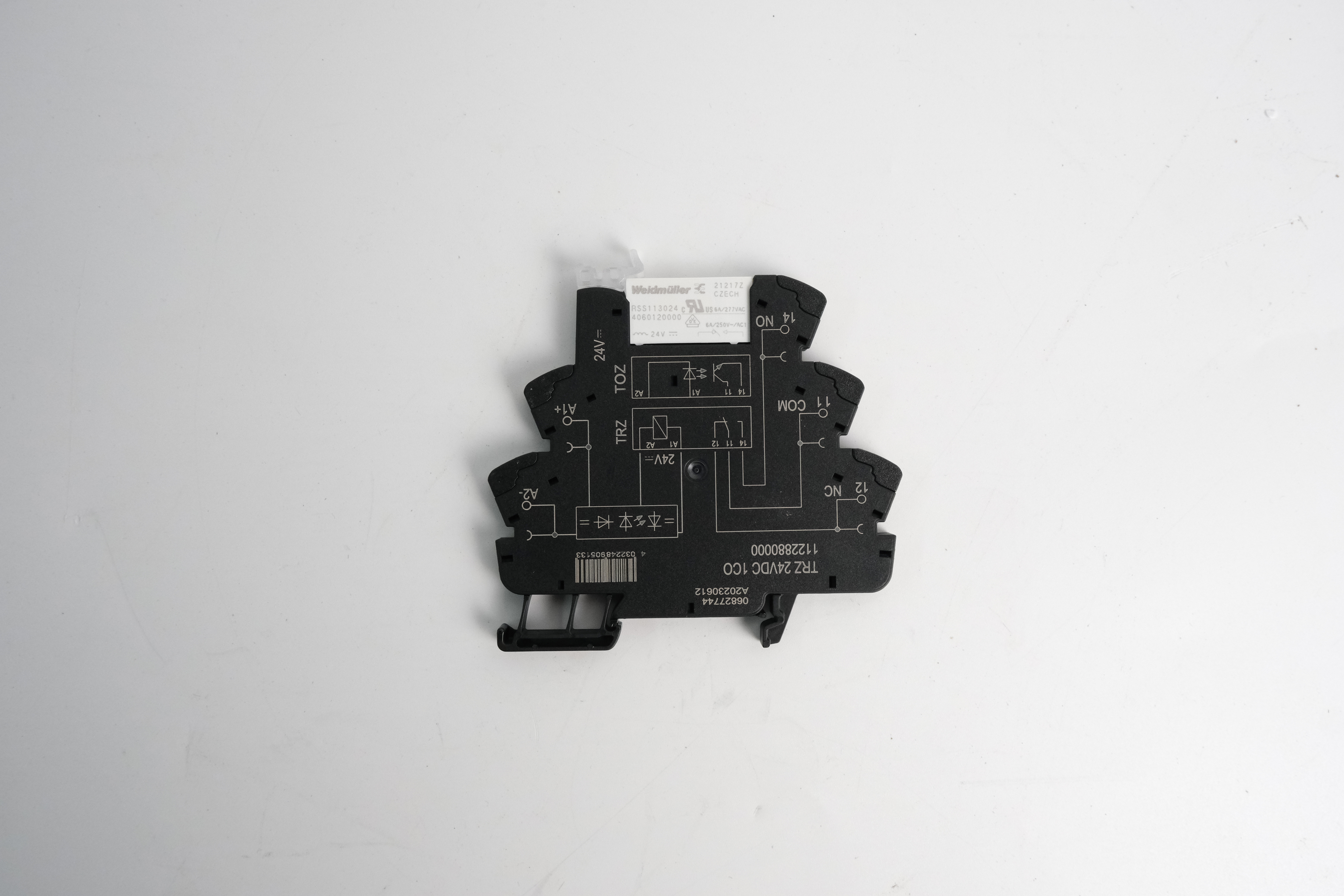 Orijinal model durduruldu, alternatif model 1122880000 TRZ 24VDC 1CO 