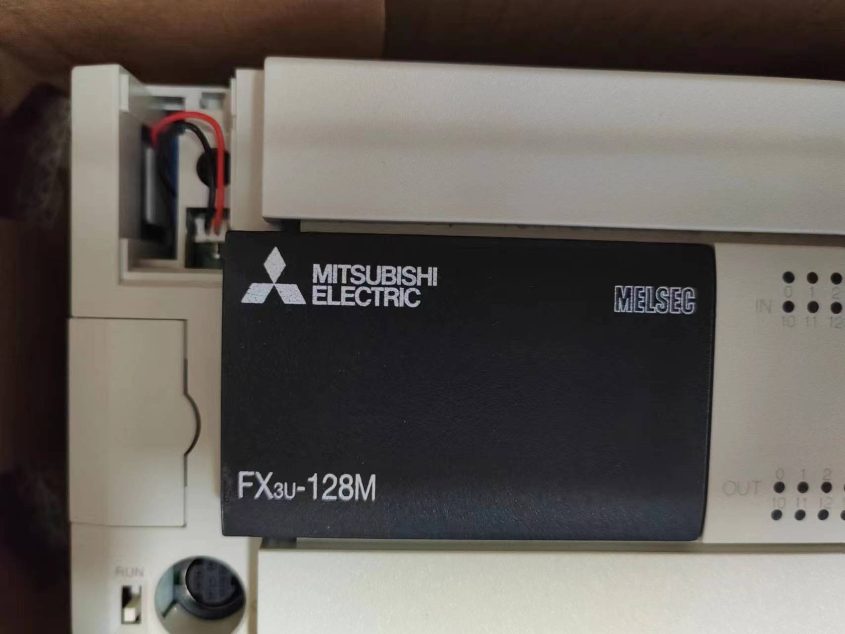 Model numarası: FX3U-128MR/ES-A